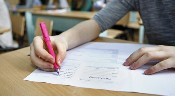 A început Simularea Evaluării Naționale pentru elevii din clasele a VIII-a! 2.881 de copii din județ, la examen!
