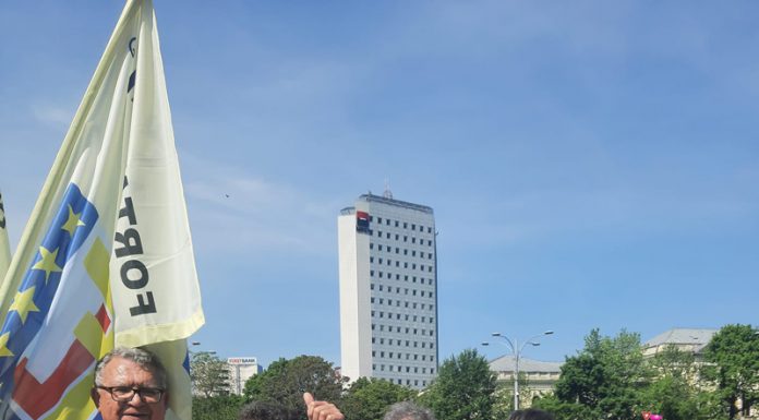 Liderul Federației Naționale a Muncii, Constantin Crețan, la protestele de la București