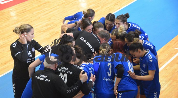 Handbalistele vor să le ofere fanilor de acasă un ultim succes