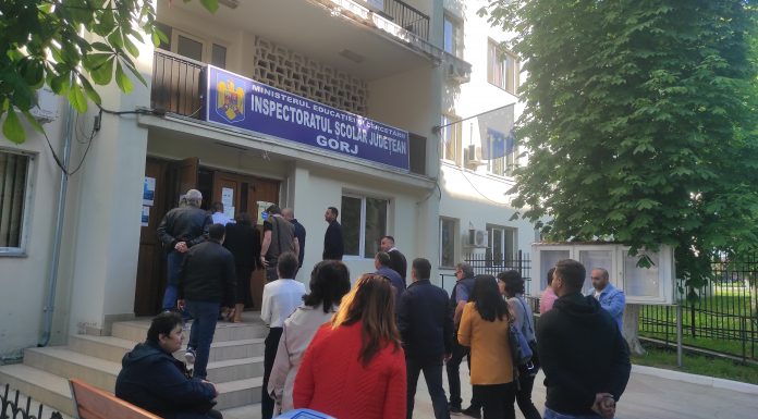 Delegație a profesorilor din liceele tehnologice, la inspectorul școlar general pe problema comasării acestor școli