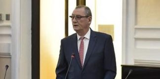 Educaţia…şi Lecţia de viaţă! – Simpozionul de la Craiova – o manifestare cu un mare impact în viaţa socială! (III) – ,,Noi mergem pe ideea că organismul social trebuie mai întâi diagnosticat, apoi analizat şi după aceea să acţionăm pentru însănătoşirea lui”!