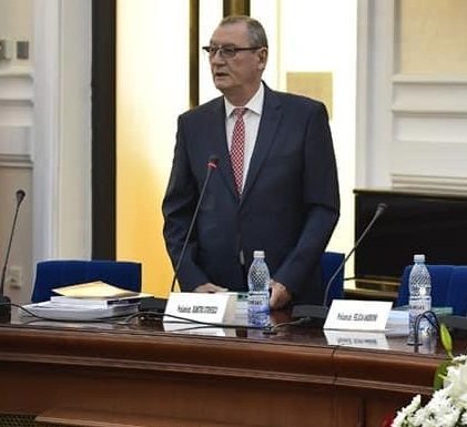 Educaţia…şi Lecţia de viaţă! – Simpozionul de la Craiova – o manifestare cu un mare impact în viaţa socială! (III) – ,,Noi mergem pe ideea că organismul social trebuie mai întâi diagnosticat, apoi analizat şi după aceea să acţionăm pentru însănătoşirea lui”!