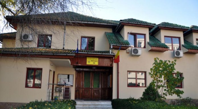 O instituție din Gorj cumpără asigurări RCA de peste 100.000 lei