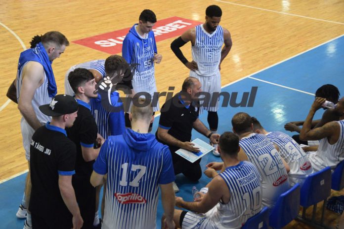 Schimbări majore la secția de baschet