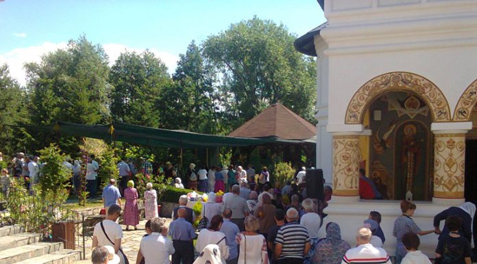 Mănăstirea «ICOANA», din comuna Crasna (Gorj) şi-a sărbătorit hramul – ,,Nu numai faptul de a asculta este o mare valoare, ci şi acela de a comunica, iar Sf. Ioan Botezătorul ascultă cuvântul Lui Dumnezeu, dar primeşte şi darul vorbirii”! HRISTOS S-A ÎNĂLŢAT! ADEVĂRAT S-A ÎNĂLŢAT!