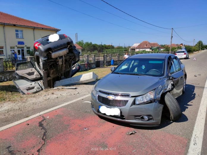 Accident cu două victime la Cornești