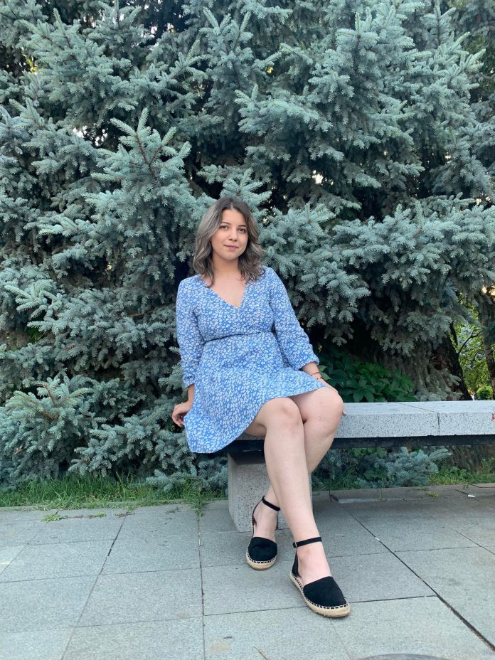 Oana Andreea Sterian, semifinalistă la cel mai mare concurs național de limbă engleză – Elevii eminenți, premiați de Primăria Turceni