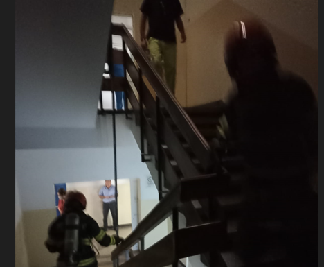 Incendiu la Spitalul ”Tudor Vladimirescu” din Târgu Jiu! Peste 30 de persoane evacuate