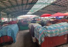 Târgu Jiu: Comercianții și producătorii agricoli din Piața Centrală, protest la primărie