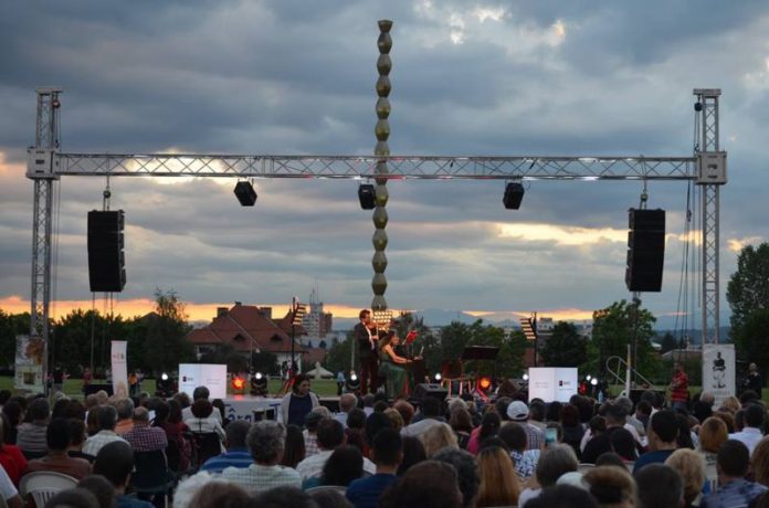 Avem din nou concert cu vioara Stradivarius la Coloană!