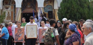 Educaţia…şi Lecţia de viaţă! – Comuna Turburea, la cea de-a 16-a ediţie a Congresului Tinerilor Creştini Ortodocşi din Oltenia – ,,Dacă nu Îl iubim pe Dumnezeu, atunci, vom fi ruşinaţi, întristaţi şi mâhniţi, pentru că nu vom avea ce să răspundem înaintea Mântuitorului Hristos”!