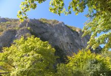 În umbra Pietrei Cloşanilor