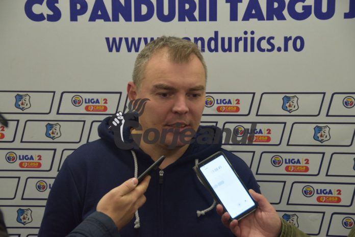 Fostul antrenor al Pandurilor revine în iarbă
