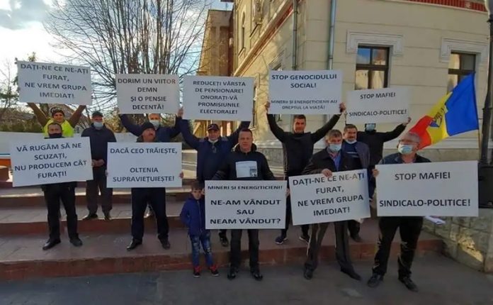 Protestele angajaților CEO continuă la Târgu-Jiu și Motru