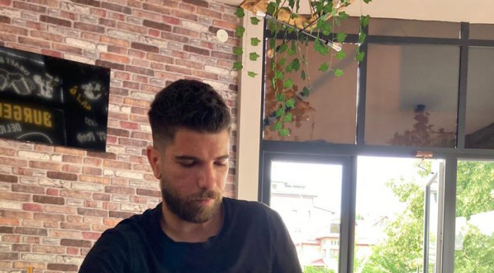 Cojocaru i-a suflat lui Stîngă un jucător