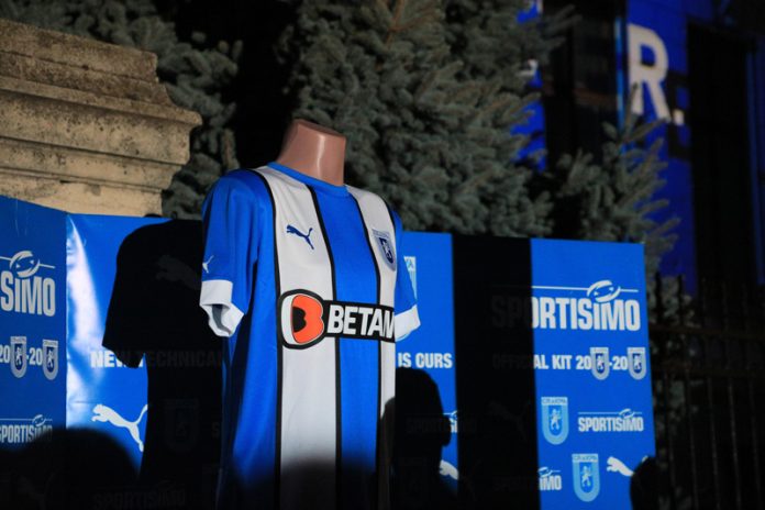 Craiova şi-a prezentat echipamentul oficial