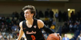 Echipa de baschet s-a înţeles cu un fundaş american