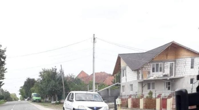 Mașinile Primăriei Bărbătești, fără polițe RCA! Primarul e la mare