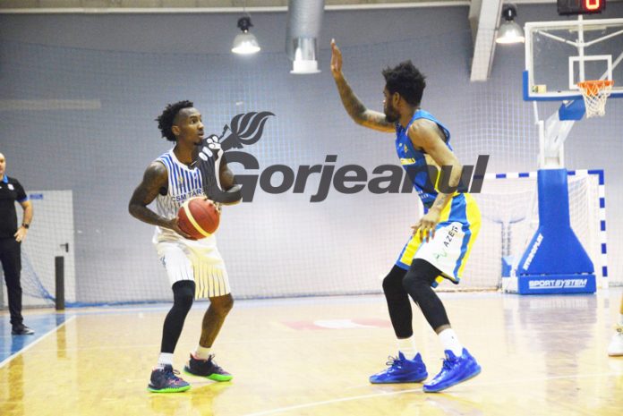 Brandon Sly a plecat în Finlanda