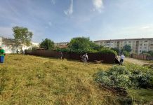 Foto: Opt polițiști s-au dat peste cap să găsească ceva compromițător în casele primarului de Motru! Au făcut totuși fotografii ca amintire…