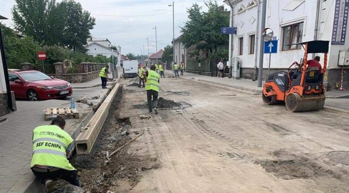 Târgu Jiu: Asfalt pe strada Tudor Vladimirescu