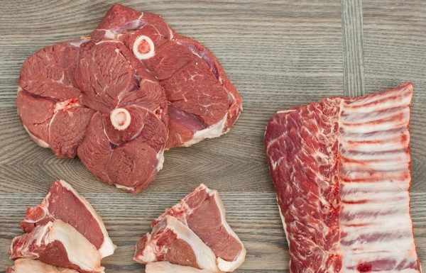 Amendă uriașă. Vindea carne și brânză de capră fără autorizație