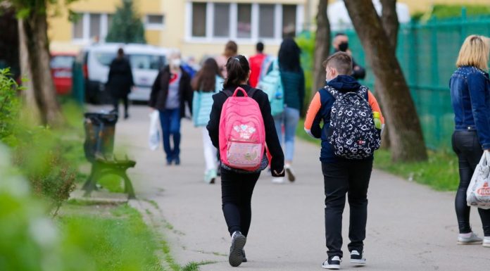 Simulări de cutremure organizate în școli