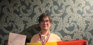 Elevul de aur din Târgu-Jiu, cel mai bun participant al României din toate timpurile la Olimpiada Internaţională de Lingvistică