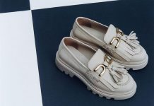 Se pot purta mocasinii cu ciorapi?