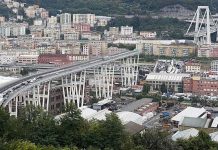 A început procesul în dosarul prăbușirii podului din Genova. Un gorjean, printre victime
