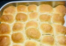 Rețeta săptămânii – Bucătăria lui Fabi: Buchteln (gogoși) austriece cu dulceață de caise !