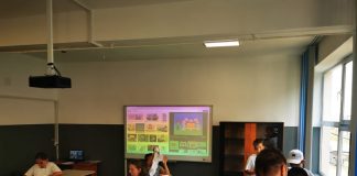 Elevi de gimnaziu, din Târgu-Jiu, au aflat de la polițiști care sunt riscurile din mediul online – ROCyberex, proiect de prevenire a criminalității pe internet