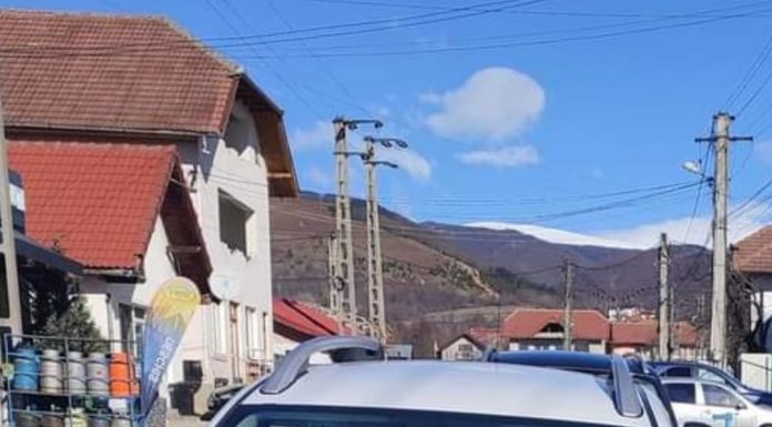 Primarul Bobaru, cu dosar penal și fără carnet de conducere! Edilul l-a lovit cu mașina pe juristul Primăriei Crasna și a părăsit locul faptei