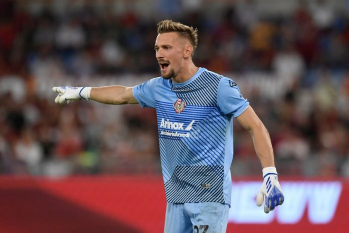 Ionuț Radu prinde echipa etapei din Serie A