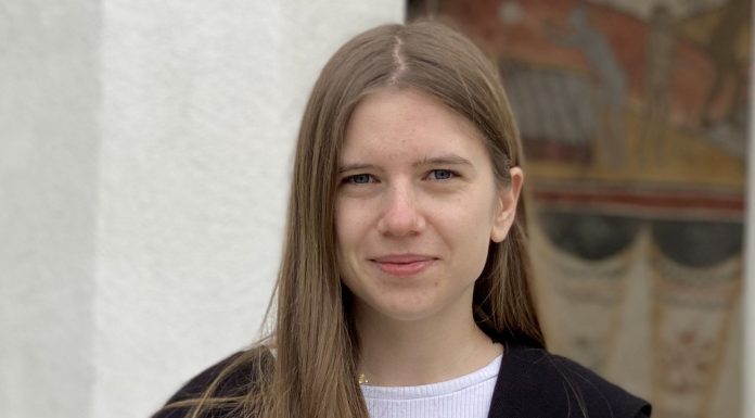 Revelaţia fericirii cu Maica Domnului – ,,Naturală, dar, unică este doar icoana Maicii Domnului”!