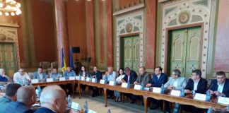 Politrucii din ATOP joacă la cacealma!