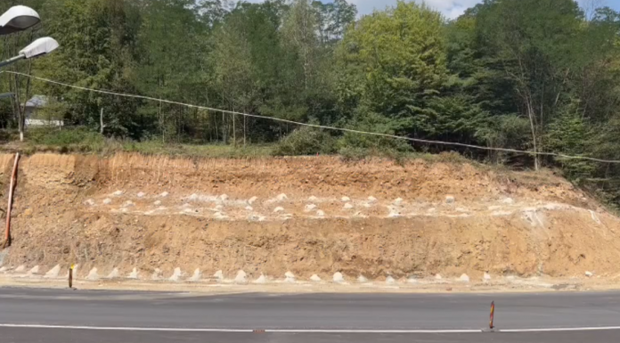 Explozie controlată în zona Mănăstirii Lainici