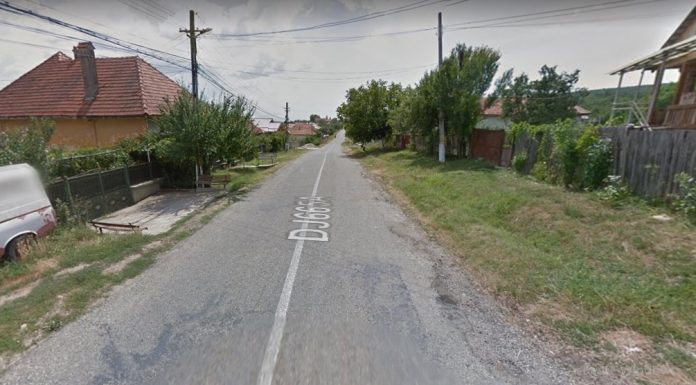 Drum reabilitat la doi ani de la o alunecare de teren