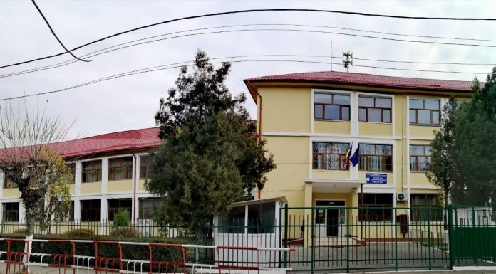 Post vacant la un liceu din Târgu-Jiu