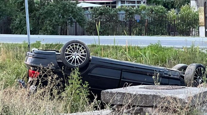 Bălești: Poliția n-a găsit pe nimeni lângă mașina răsturnată