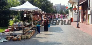 Târgul meșterilor populari începe vineri la Târgu-Jiu