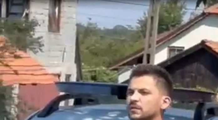 VIDEO: Polițistul judiciarist Buculea, testat antidrog la cererea unui cetățean chemat la audieri la Poliția Arcani