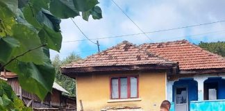 Jandarmii din Motru au venit în ajutorul unei mame cu patru copii