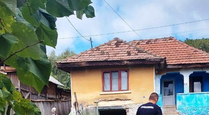 Jandarmii din Motru au venit în ajutorul unei mame cu patru copii