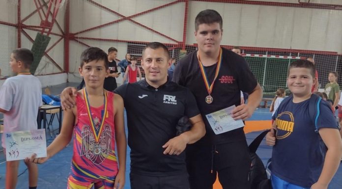 Luptătorii de la CSM Târgu Jiu, medaliați la Motru