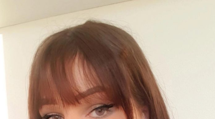 La zi de sărbătoare, o rugăciune spre închinare! – ,,Ajută-mi mie, Stăpâna mea cea sfântă, ajută-mi şi iarăşi strig, ajută-mi”!