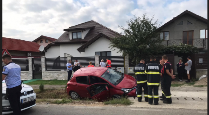 Preajba, accident din cauza vitezei: Două femei rănite