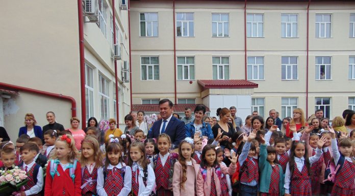 Școala Gimnazială „Constantin Brâncuși” și-a deschis larg porțile pentru începerea anului școlar 2022 – 2023
