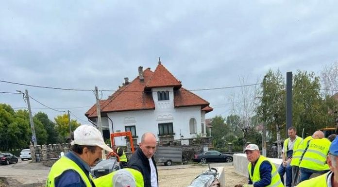 Primarul Romanescu: Lucrările la parcul din zona Coloanei Infinitului înaintează cu rapiditate!