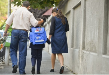 Părinții care-și duc copiii la școală și blochează circulația vor fi amendați